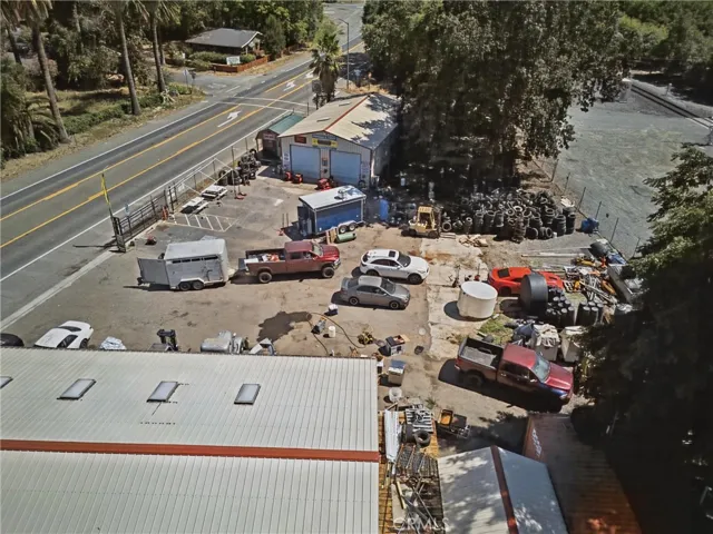 7769 State Highway 99e, Los Molinos, California 96055