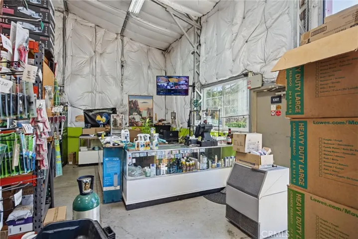 7769 State Highway 99e, Los Molinos, California 96055