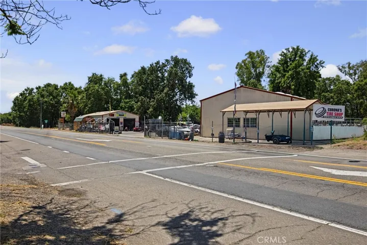 7769 State Highway 99e, Los Molinos, California 96055
