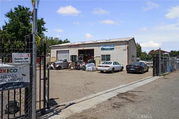 7769 State Highway 99e, Los Molinos, California 96055