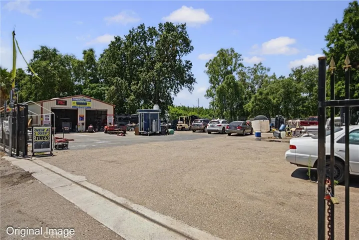 7769 State Highway 99e, Los Molinos, California 96055