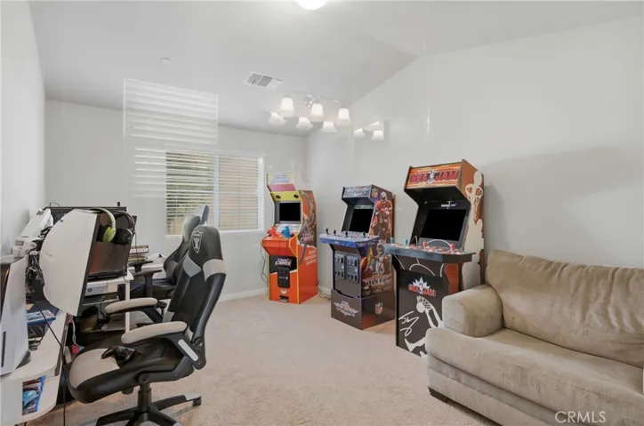 7125 Cattail Creek, Bakersfield, California 93311