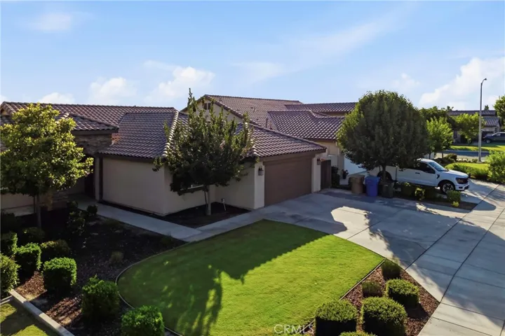 7125 Cattail Creek, Bakersfield, California 93311