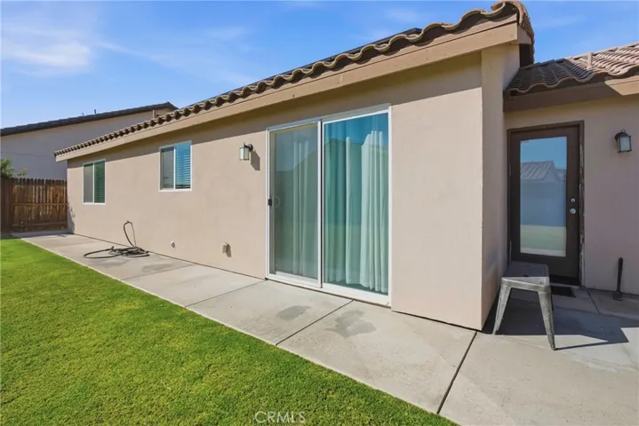 7125 Cattail Creek, Bakersfield, California 93311