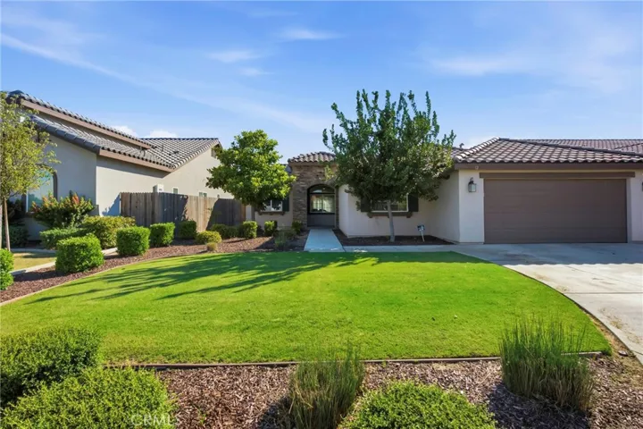 7125 Cattail Creek, Bakersfield, California 93311