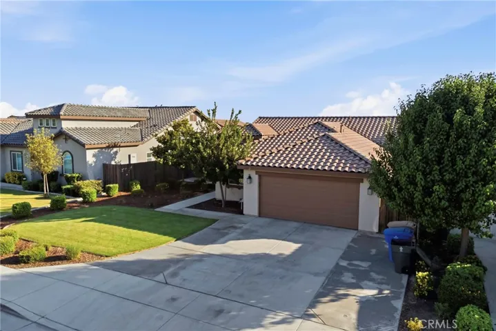 7125 Cattail Creek, Bakersfield, California 93311
