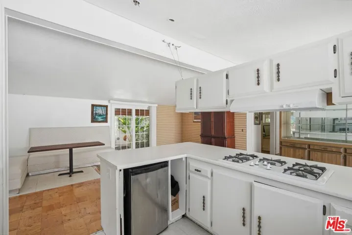 23777 Mulholland Hwy #70, Calabasas, California 91302