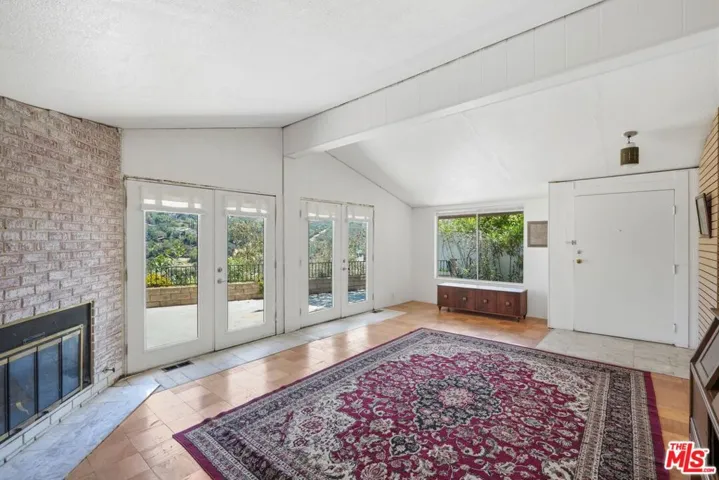 23777 Mulholland Hwy #70, Calabasas, California 91302