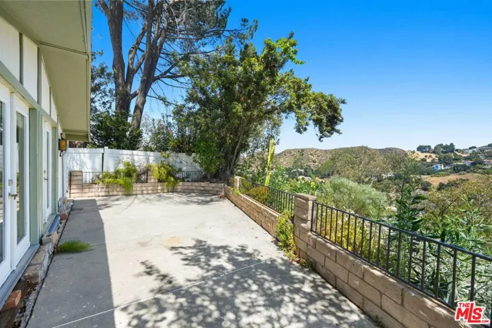 23777 Mulholland Hwy #70, Calabasas, California 91302