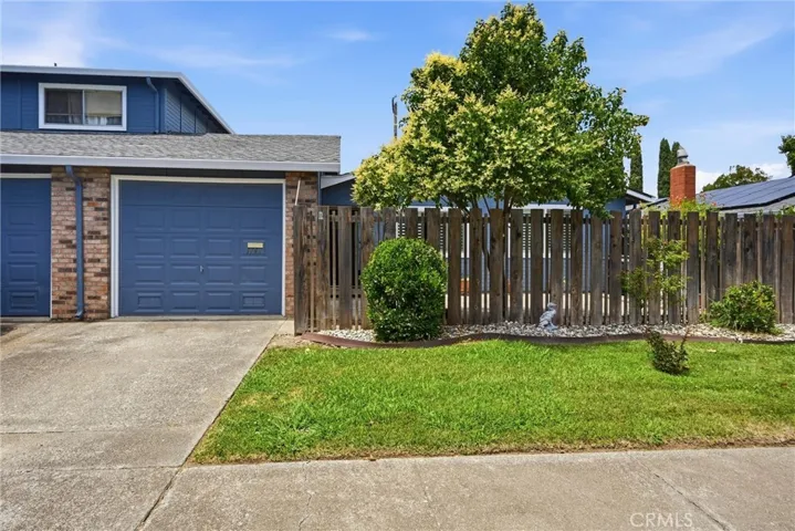 1741 Montana Vista, Lakeport, California 95453