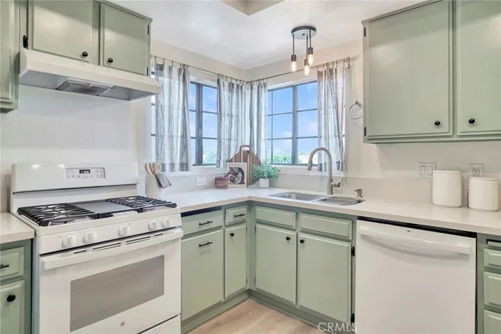 4478 Shorebird Dr. 10, Huntington Beach, California 92649