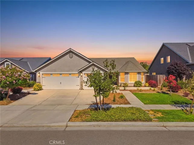 2081 Madeline Drive, Hanford, California 93230