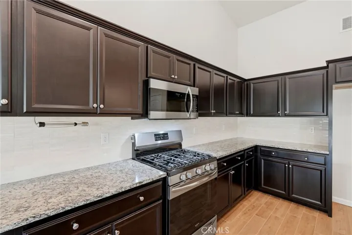 2081 Madeline Drive, Hanford, California 93230