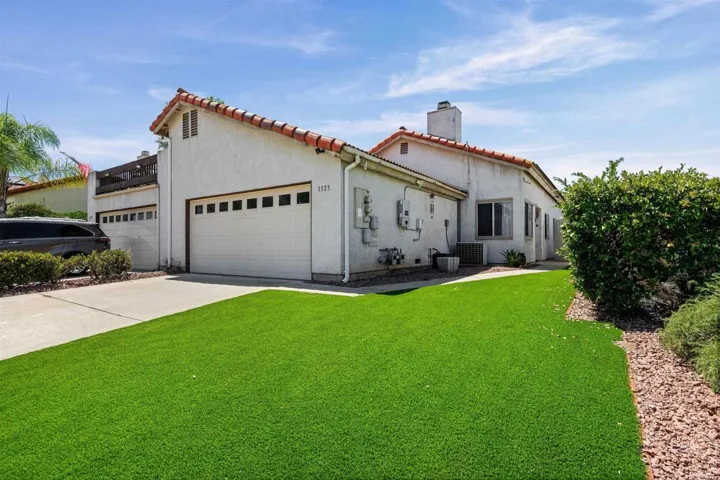 1523 Woodpine Drive, El Cajon, California 92019