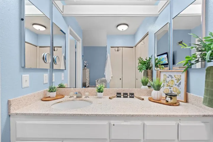 1523 Woodpine Drive, El Cajon, California 92019