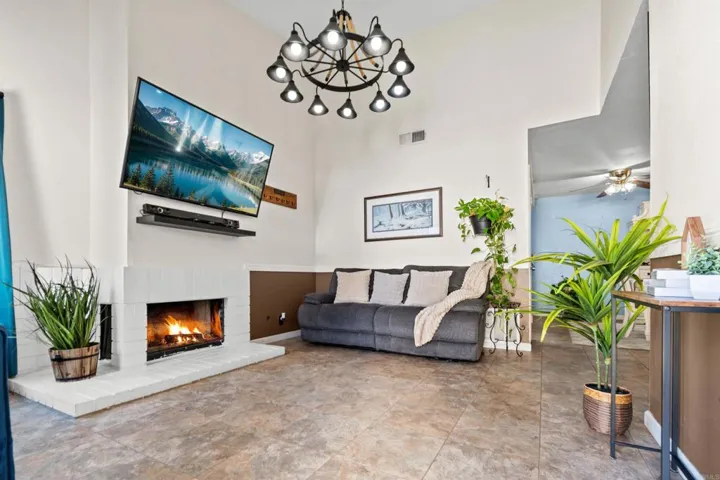 1523 Woodpine Drive, El Cajon, California 92019