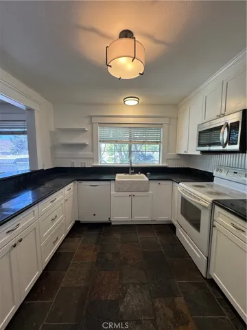 22182 Caminito Laureles, Laguna Hills, California 92653