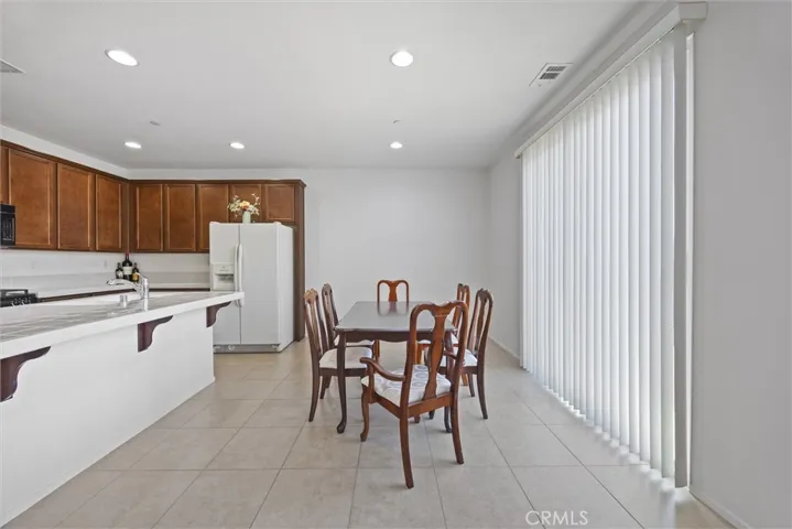 15530 Montalone Place, Bakersfield, California 93314