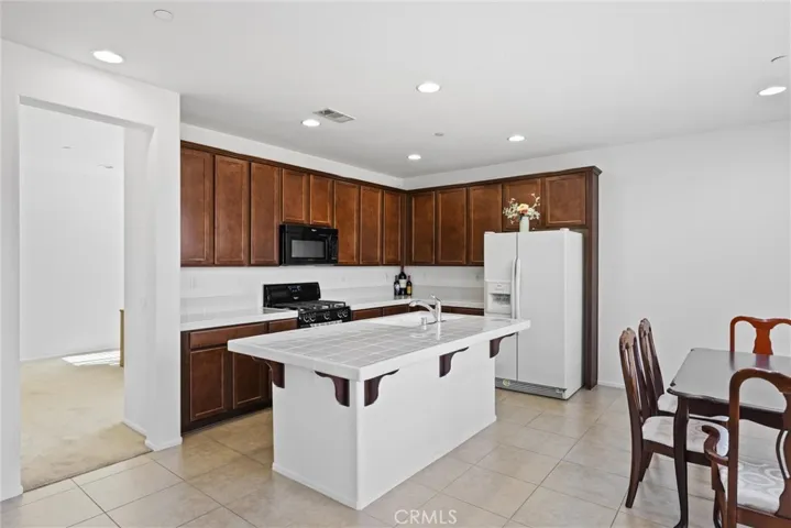 15530 Montalone Place, Bakersfield, California 93314