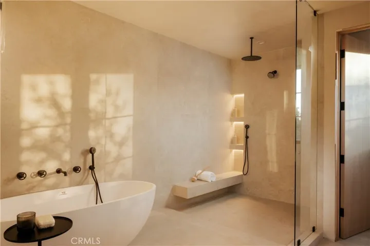 13853 Chandler, Sherman Oaks, California 91401