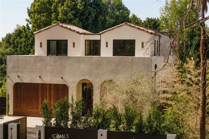 13853 Chandler, Sherman Oaks, California 91401