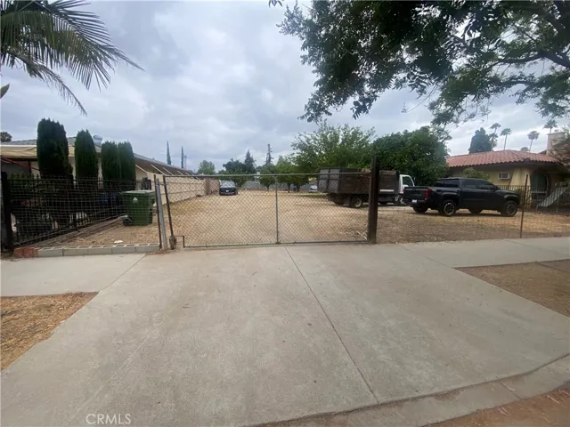 18565 Ingomar, Reseda, California 91335