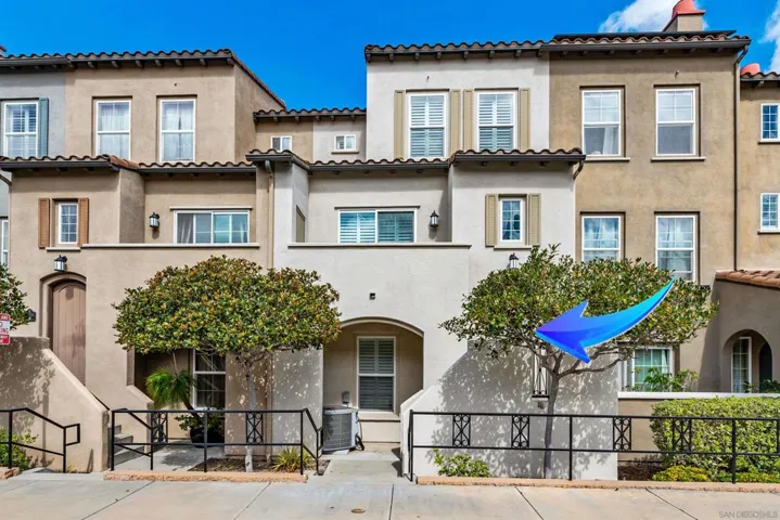 10556 Debreceni Way 9, San Diego, California 92127