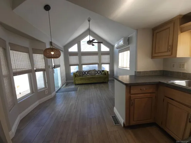 Den/Family/Great Room