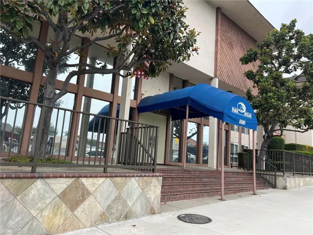 Secure building entry
