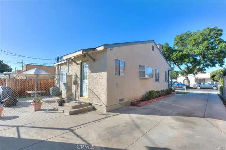 152 E Louise Street, Long Beach, California 90805