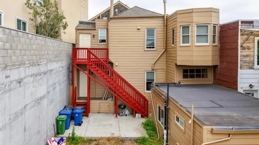 6842 Mission Street, Daly City, California 94014