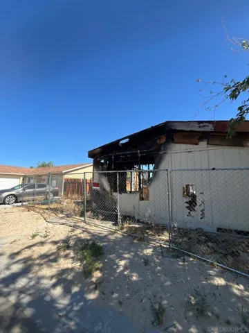 24953 Camino Del Sol, Barstow, California 92311