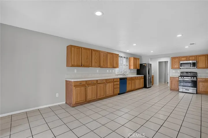 2103 W Avenue K7, Lancaster, California 93536
