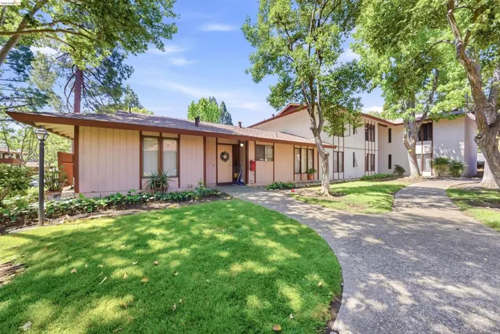 670 Tempe Ct, Pleasant Hill, California 94523