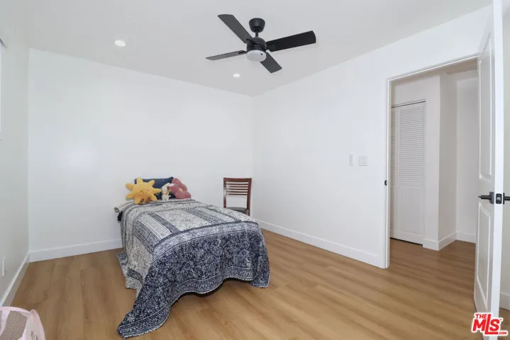 11125 S Osage Avenue, Inglewood, California 90304