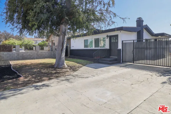 11125 S Osage Avenue, Inglewood, California 90304