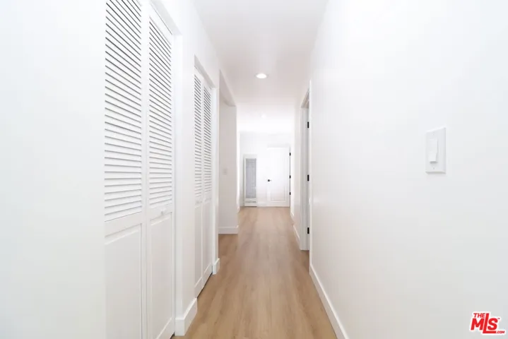 11125 S Osage Avenue, Inglewood, California 90304