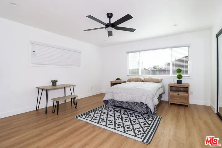 11125 S Osage Avenue, Inglewood, California 90304