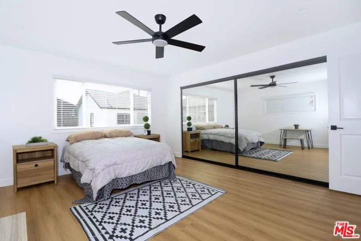 11125 S Osage Avenue, Inglewood, California 90304