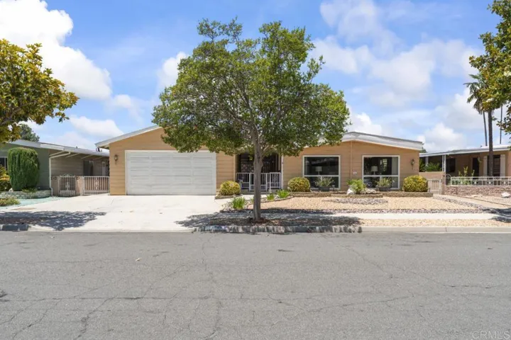 1223 Brentwood Way, Hemet, California 92545