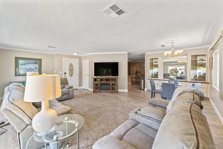 1223 Brentwood Way, Hemet, California 92545