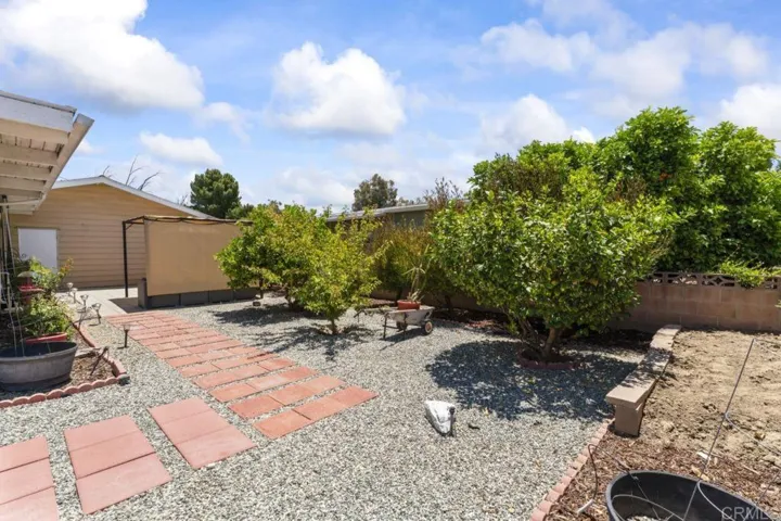 1223 Brentwood Way, Hemet, California 92545