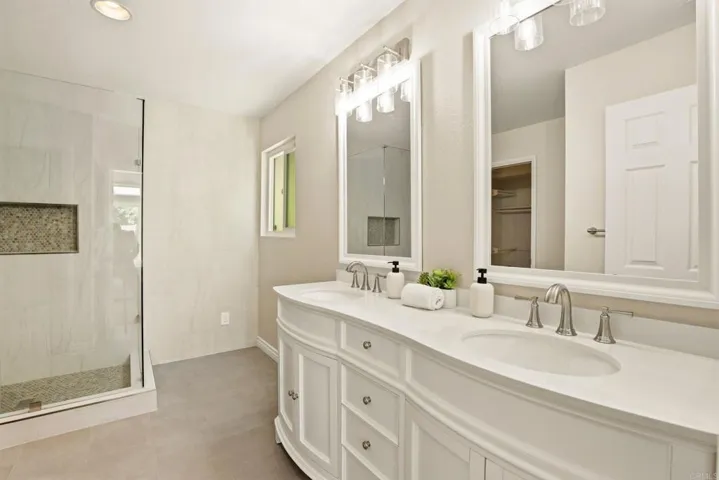 3809 Azalea, Escondido, California 92025