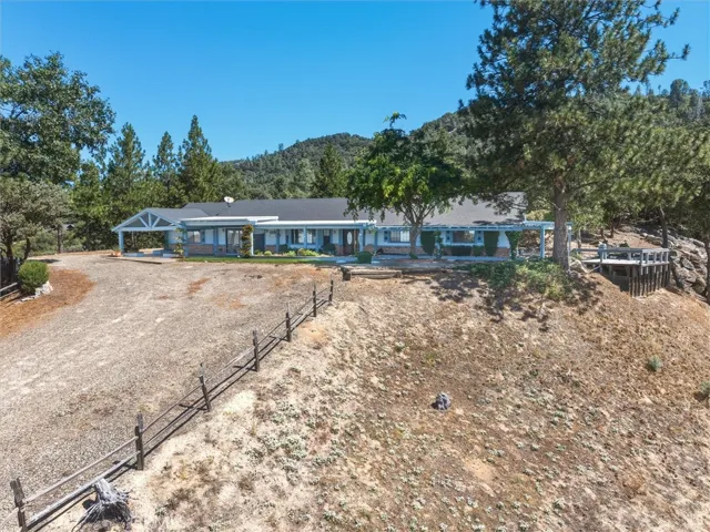 5311 Chowchilla Mtn. Rd., Mariposa, California 95338