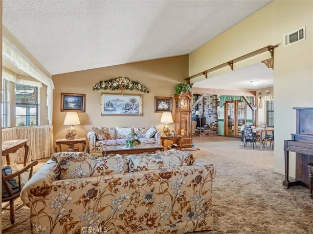 5311 Chowchilla Mtn. Rd., Mariposa, California 95338