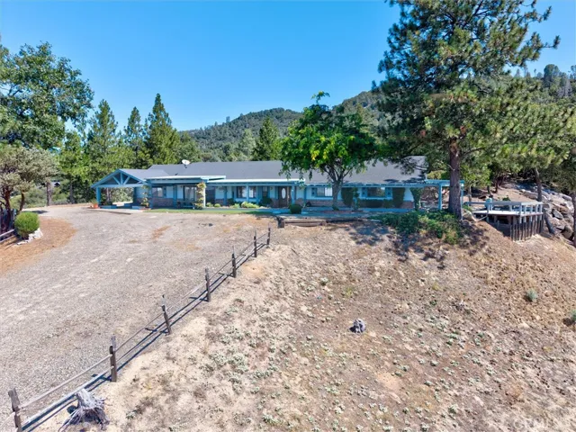 5311 Chowchilla Mtn. Rd., Mariposa, California 95338