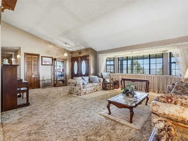 5311 Chowchilla Mtn. Rd., Mariposa, California 95338