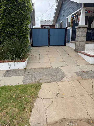 240 N Meyler, San Pedro, California 90731