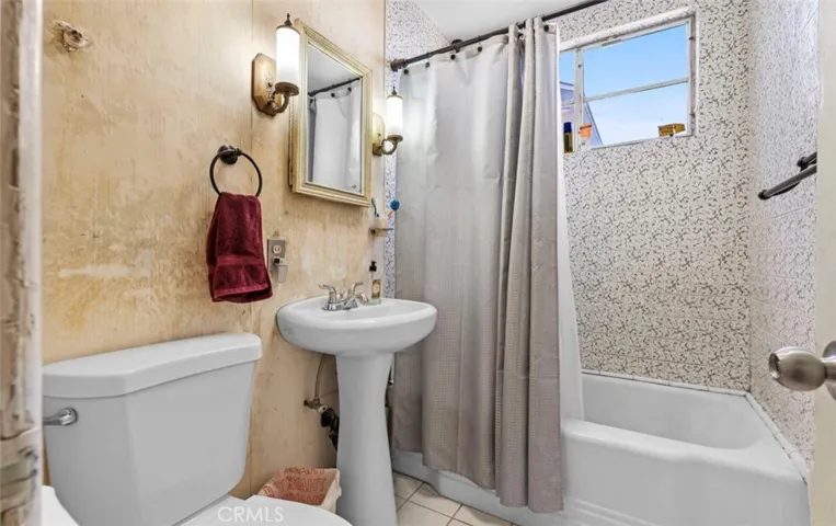 736 Belinda Avenue, Barstow, California 92311