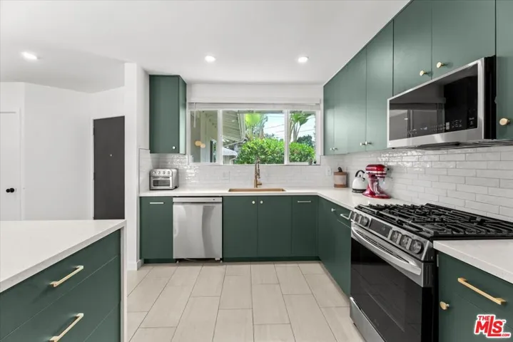 6218 Van Noord Avenue, Van Nuys, California 91401